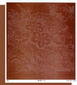 錐文様(色紙サイズ)14:地紙に椿と菊(松、笹、紅葉)