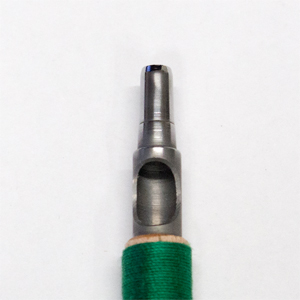 丸キリ　17号（3.6）￥2,200の刃先