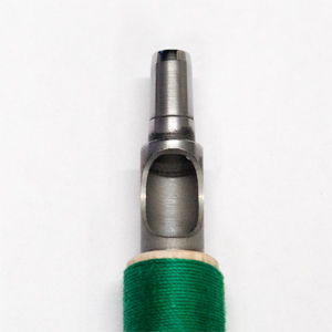 丸キリ　19号（4.2）￥2,200の刃先